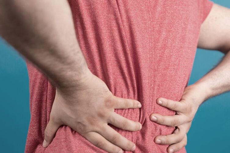 bizkarreko minaren arrazoiak gerrialdeko eskualdean